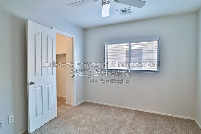 Building Photo - 2783 S Sailors Way
