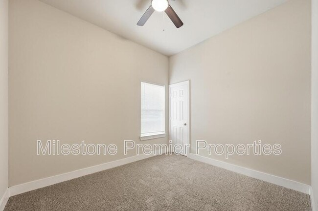 Building Photo - 1220 Jones St