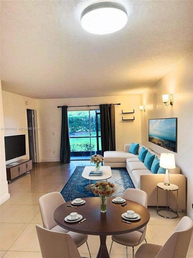 Building Photo - 10457 NW 8th St