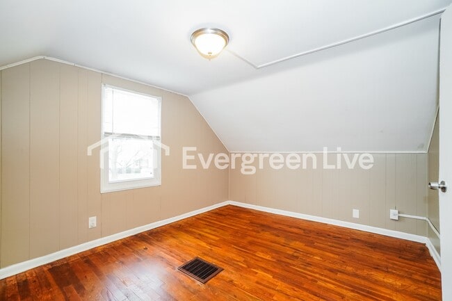 Building Photo - 1171 Studer Ave