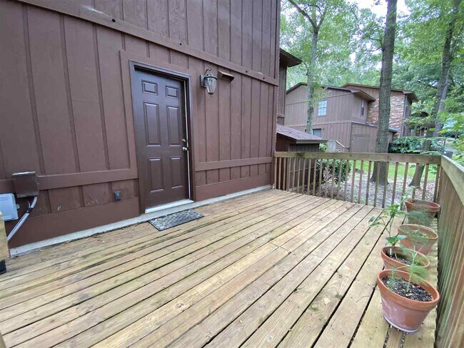 Building Photo - 2265 Green Timbers Trail