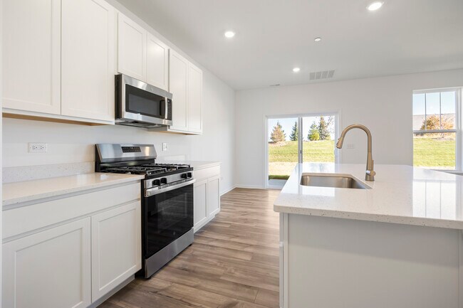 Building Photo - 678 Cassia Ct