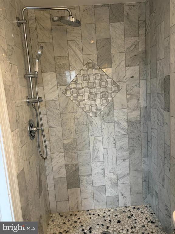 Building Photo - 223 Ingraham St NW