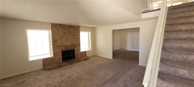 Building Photo - 2813 Cacto Ct