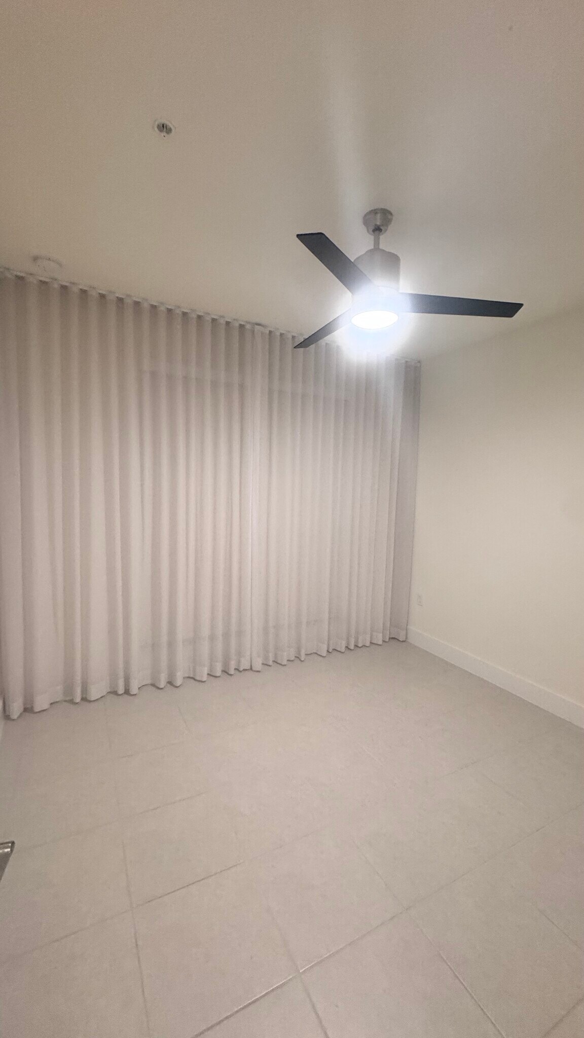 Master Bedroom - 8001 NW 41st St