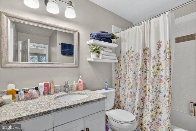 Building Photo - 3307 Wyndham Cir