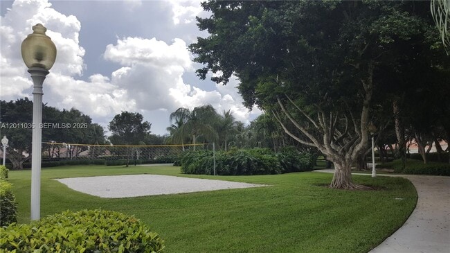 Building Photo - 897 Briar Ridge Rd