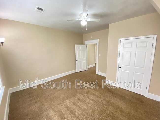 Building Photo - 751 E Gage Ave