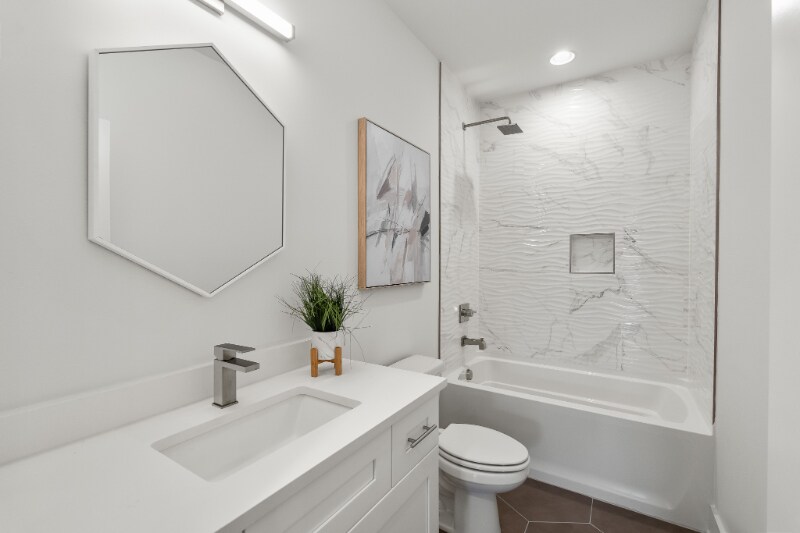 Building Photo - 1300 Edgehill Ave