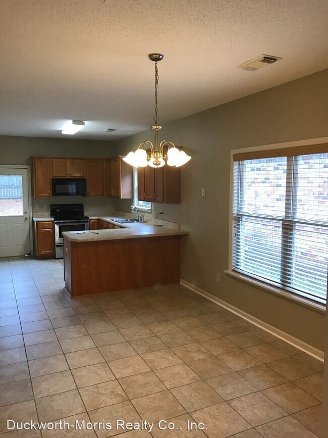 Building Photo - 3 br, 2 bath House - 16438 Waterbury Lane