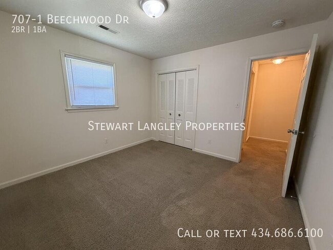 Building Photo - 707 Beechwood Dr