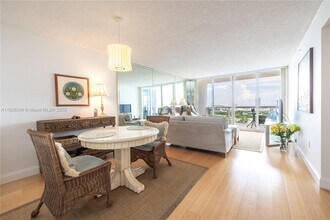 Building Photo - 1800 Sunset Harbour Dr