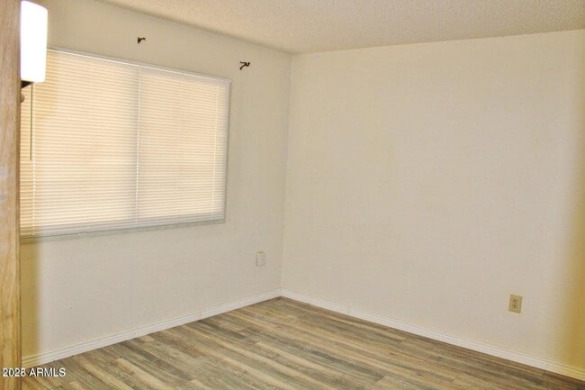 Building Photo - 9814 W Azalea Ct