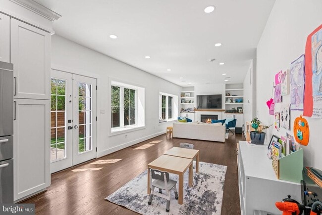 Building Photo - 6202 Massachusetts Ave