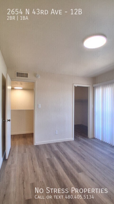 Building Photo - 2654 N 43rd Ave