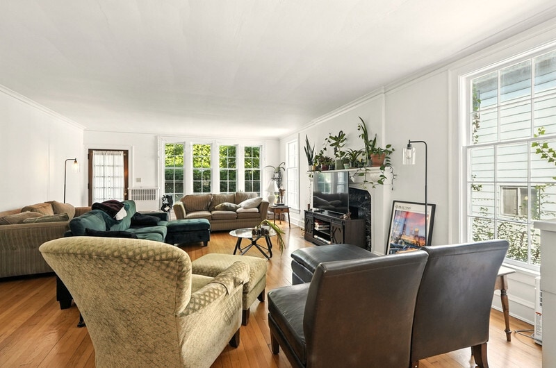 Building Photo - 2341 S Overlook Rd