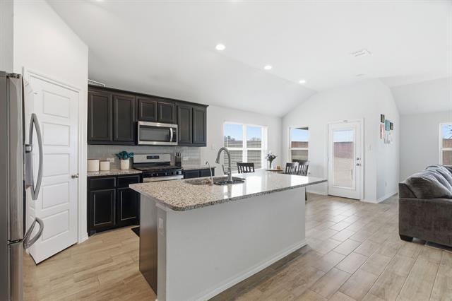 Building Photo - 301 Chickasaw Dr