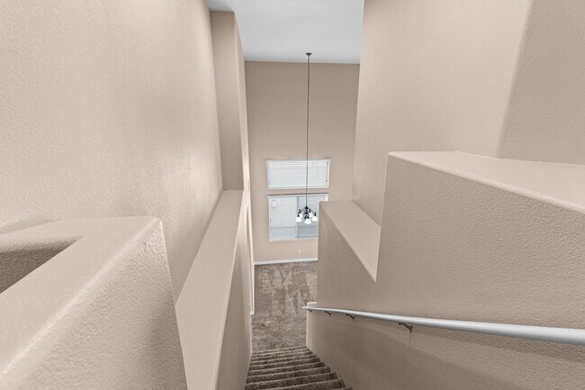 Building Photo - NW!! GATED!! Playground!!!Low maintenance ...