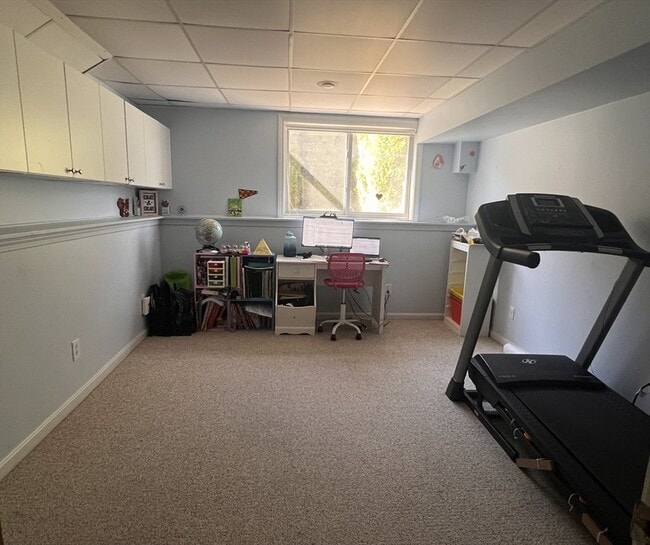 Building Photo - 227 Captain Eames Cir