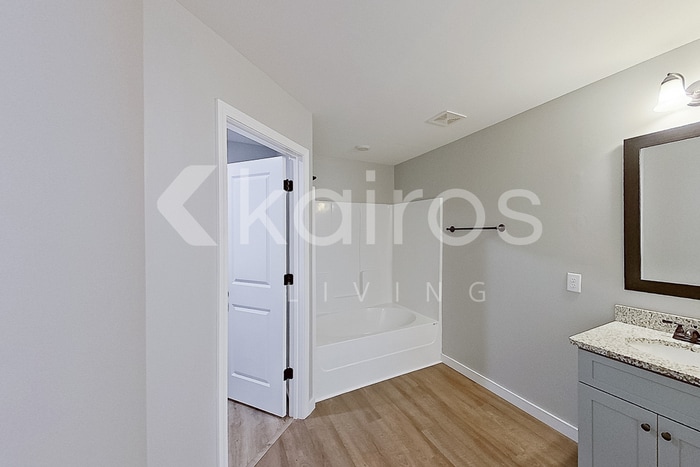 Building Photo - 126 Hughes Dr