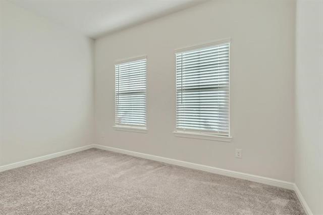 Building Photo - 15952 Hayes Ridge Dr