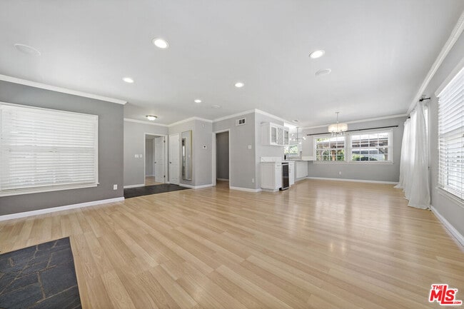 Building Photo - 10731 Gothic Ave