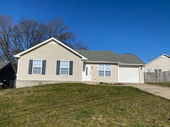 Primary Photo - Great Rental....3/2 Bath, near playground,...
