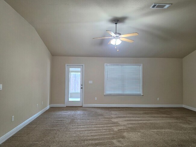 Building Photo - 14645 Birkdale Dr