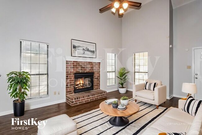 Building Photo - 7098 Maryland Ct