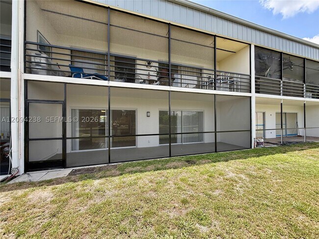 Building Photo - 108 Waterway Dr S
