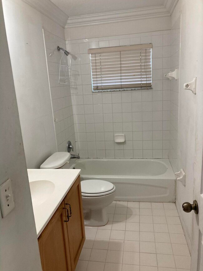 Building Photo - 1098 Winding Rose Way