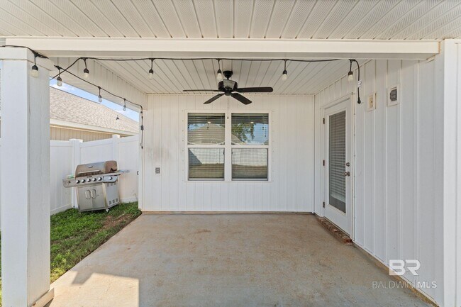 Building Photo - 10767 War Emblem Ave