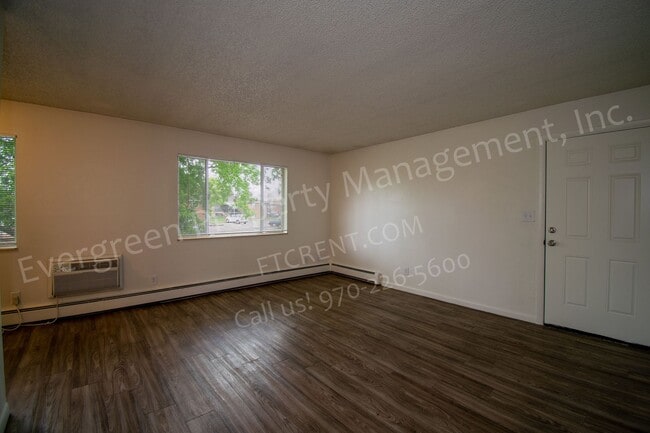 Building Photo - 2916-2924 Glendale Dr