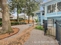 Building Photo - 2014 Lowerline St