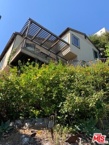 Building Photo - 2167 Broadview Terrace
