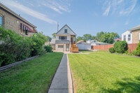 Building Photo - 4734 W Altgeld St