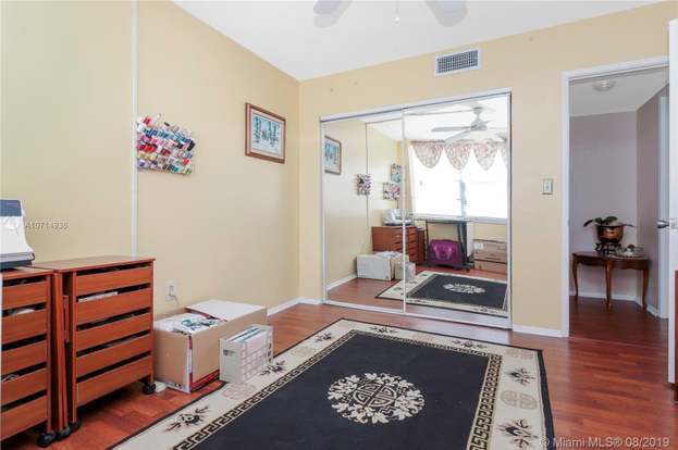 Building Photo - 1351 NE Miami Gardens Dr