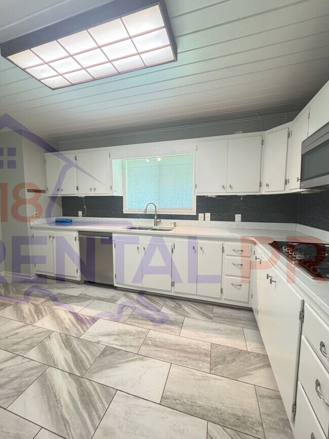 Building Photo - 3 Bed, 2 Bath Home in Ruston
