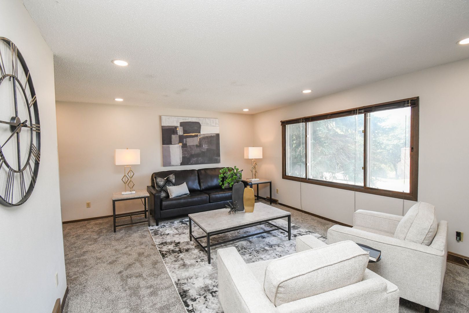 Building Photo - 4504 S Cliff Ave