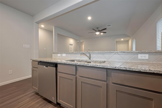 Building Photo - 13625 Goldeye Dr