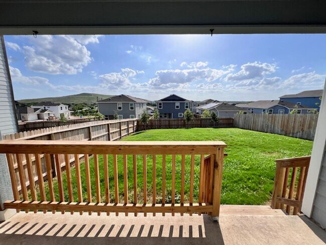 Building Photo - Solana Ridge Subdivision