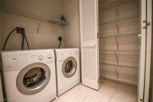 Building Photo - 8255 S Las Vegas Blvd