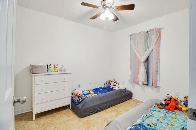 Building Photo - 289 Dahlquist Dr