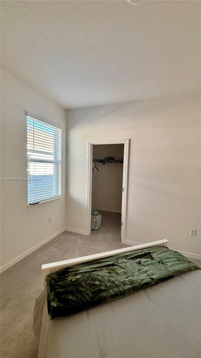 Building Photo - 219 Bottle Brush Dr