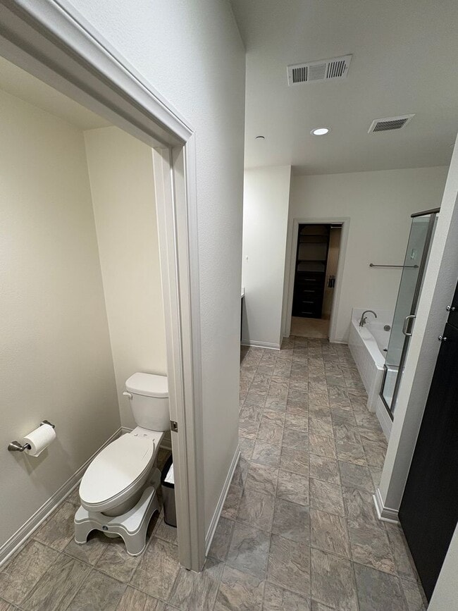 Building Photo - Imperial Beach Home Minutes from the beach