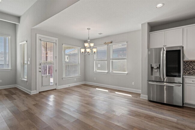 Building Photo - 17105 Casanova Ave