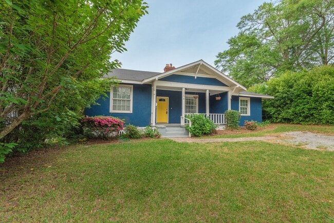 Building Photo - 2056 McDowell St