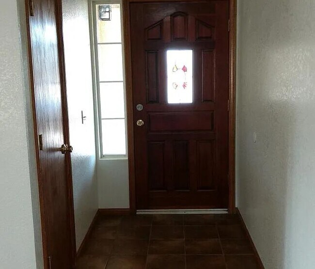 Building Photo - 11125 Smoke Tree Rd