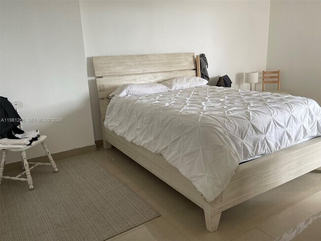 Building Photo - 6820 Indian Creek Dr