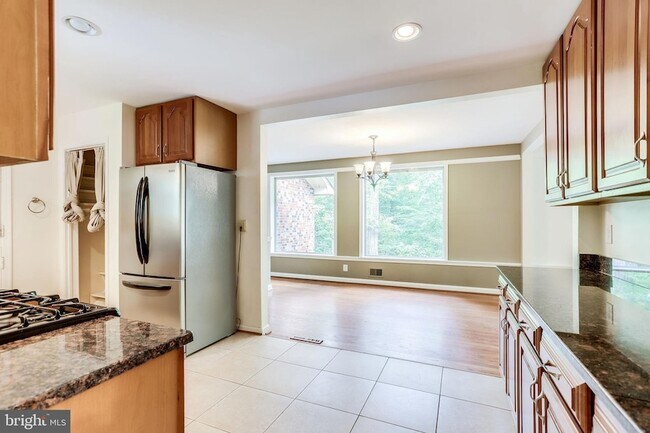 Building Photo - 5225 Old Dominion Dr